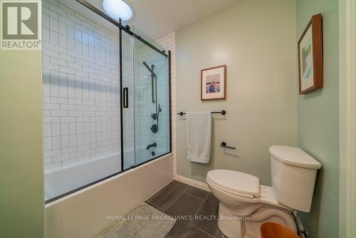 2087 B Grindstone Lake Road, Frontenac (Frontenac North), ON - Indoor Photo Showing Bathroom