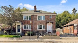 1130 Woodbine Avenue  Toronto, ON M4C 4C8