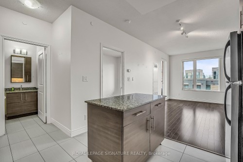 520-277 South Park Road, Markham, ON - Indoor