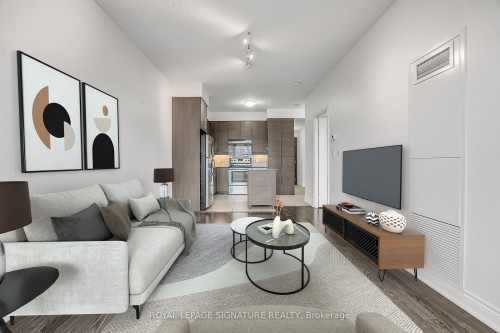 520-277 South Park Road, Markham, ON - Indoor Photo Showing Living Room