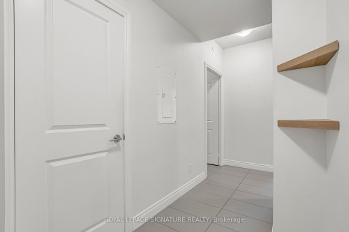 520-277 South Park Road, Markham, ON - Indoor Photo Showing Other Room