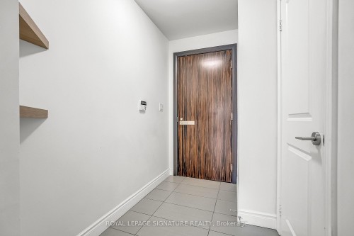 520-277 South Park Road, Markham, ON - Indoor Photo Showing Other Room