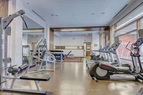 520-277 South Park Road, Markham, ON - Indoor Photo Showing Gym Room