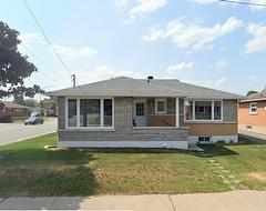 1190 124e Rue  Shawinigan, QC G9P 3S6