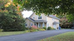 6051 Rue des Marguerites  Shawinigan, QC G9T 7C4