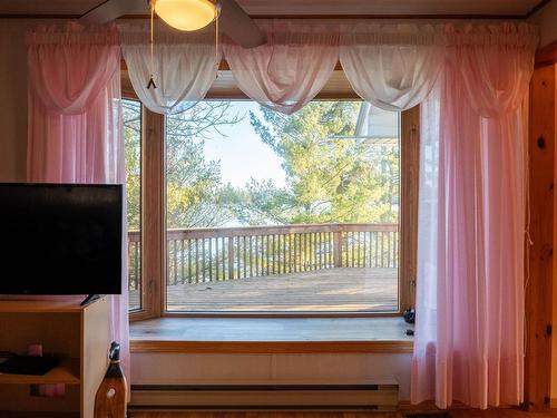 21 Tinker'S Road, Nestor Falls, ON - Indoor Photo Showing Other Room