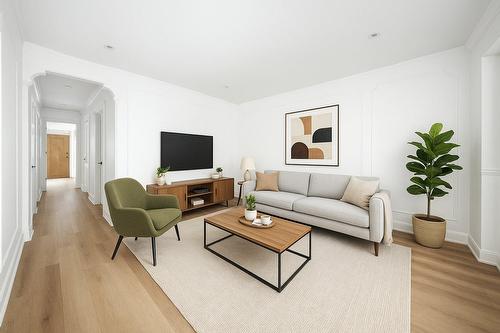 Salon - 5489 Rue St-Urbain, Montréal (Le Plateau-Mont-Royal), QC - Indoor Photo Showing Living Room