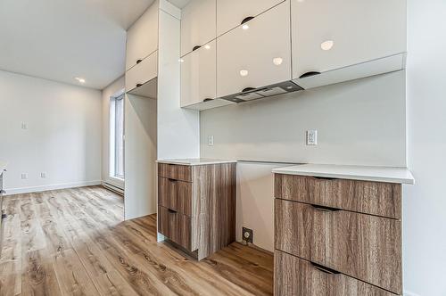 Cuisine - C-10 Rue Vaudry, Sainte-Thérèse, QC - Indoor