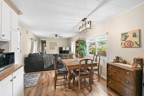Kitchen - 66 Rue Jacqueline, Saint-Jean-Sur-Richelieu, QC - Indoor Photo Showing Dining Room