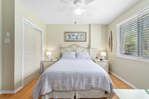 Bedroom - 7 Av. Maple Grove, Bristol, QC - Indoor Photo Showing Bedroom