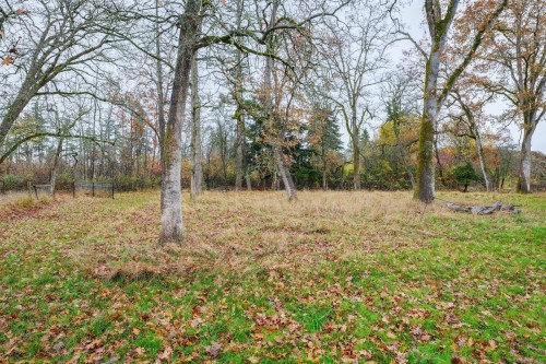 1899 John Rd, North Saanich, BC 