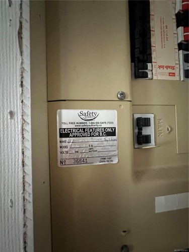 5560 Kitsuksis Rd, Port Alberni, BC 