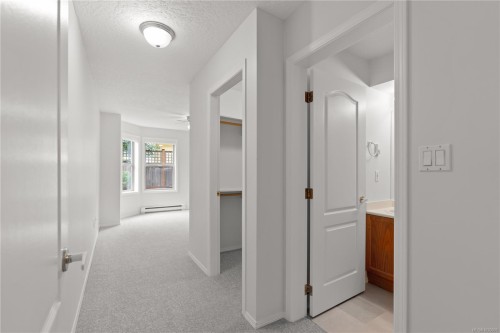 110-330 Brae Rd, Duncan, BC - Indoor Photo Showing Other Room