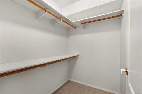 110-330 Brae Rd, Duncan, BC - Indoor With Storage