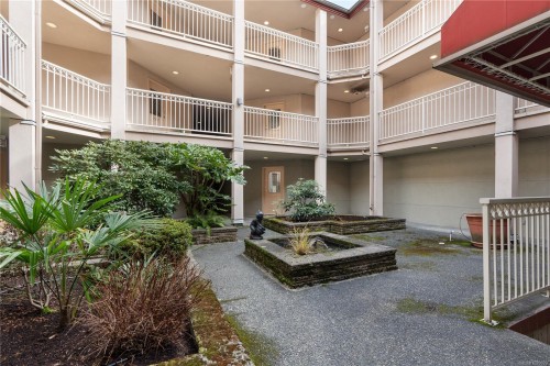 110-330 Brae Rd, Duncan, BC - Outdoor With Exterior