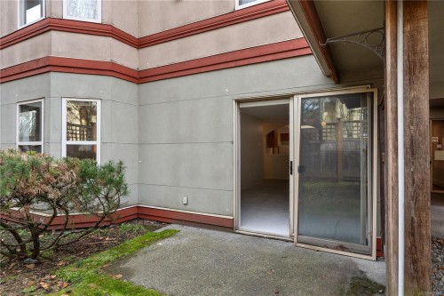 110-330 Brae Rd, Duncan, BC -  With Exterior