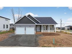 3 Balfour CRT  Moncton, NB E1G 5Y1
