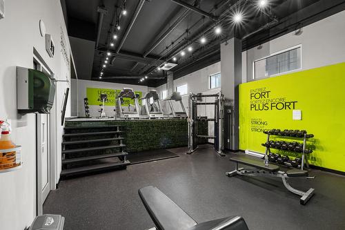 Salle d'exercice - 306-775 Av. Plymouth, Mont-Royal, QC - Indoor Photo Showing Gym Room