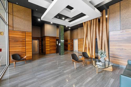 Hall d'entrée/Vestibule - 306-775 Av. Plymouth, Mont-Royal, QC - Indoor Photo Showing Other Room