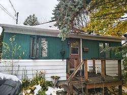 80 Av. Prince-Edward  Pointe-Claire, QC H9R 4C7