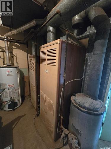 250 4Th Avenue, Broadview, SK - Indoor Photo Showing Basement
