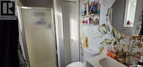 914 108Th Avenue, Tisdale, SK - Indoor Photo Showing Bathroom