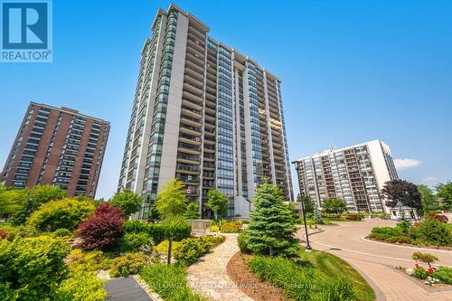306 - 2180 MARINE DRIVE  Oakville, ON L6L 5V2
