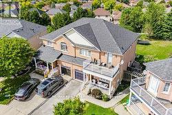 130 DELLS CRESCENT  Brampton, ON L7A 2X1
