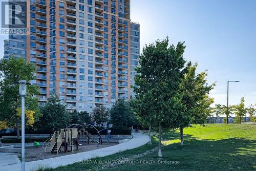 707 - 5229 Dundas Street W, Toronto, ON - Outdoor With Facade