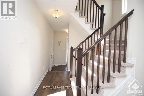 507 Foxlight Circle, Ottawa, ON - Indoor Photo Showing Other Room