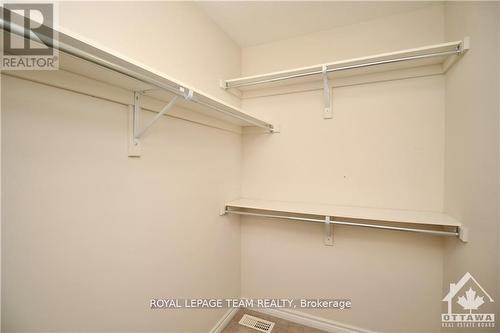 507 Foxlight Circle, Ottawa, ON - Indoor With Storage