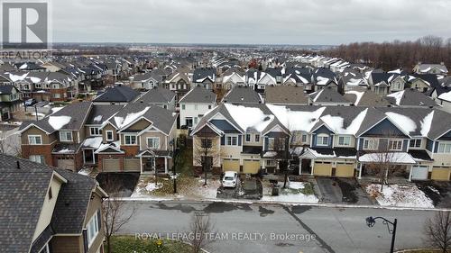 507 Foxlight Circle, Ottawa, ON - 