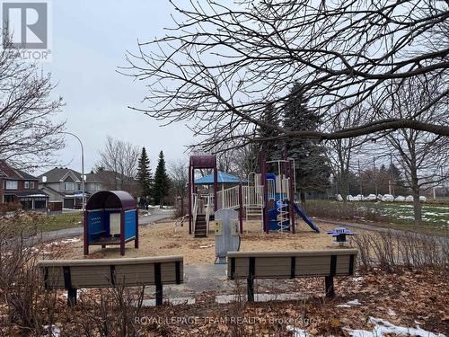 507 Foxlight Circle, Ottawa, ON - Outdoor