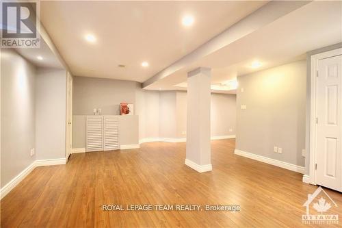 135 Stoneway Drive, Ottawa, ON - Indoor