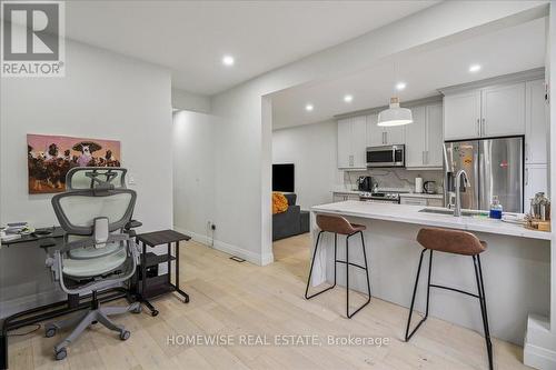 20 Greenaway Avenue, Hamilton, ON - Indoor Photo Showing Kitchen