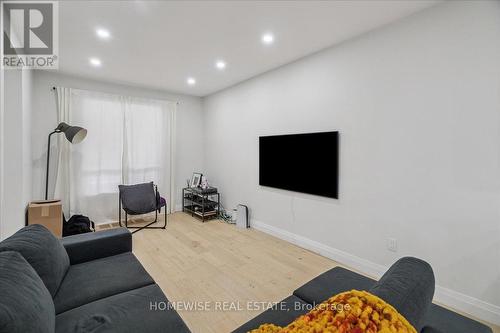 20 Greenaway Avenue, Hamilton, ON - Indoor