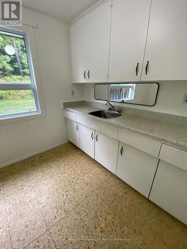 17 - 460 Lake Heights Road, North Bay (Birchaven), ON - Indoor