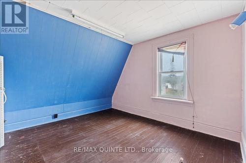 19 Broad Street, Prince Edward County (Picton Ward), ON - Indoor Photo Showing Other Room