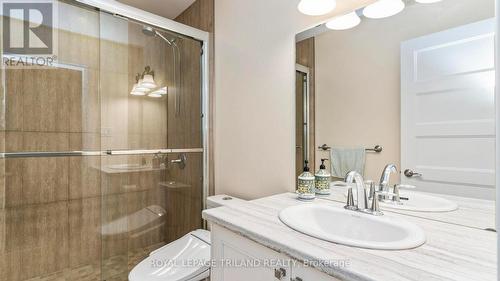 108 - 275 Callaway Road, London North (North R), ON - Indoor Photo Showing Bathroom