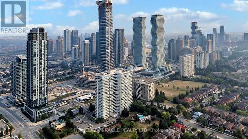 2009 - 550 Webb Drive, Mississauga, ON - Outdoor With Facade