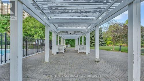 2009 - 550 Webb Drive, Mississauga, ON - Outdoor