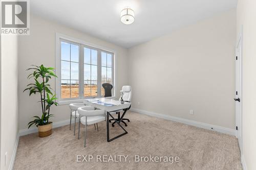 6881 Heathwoods Avenue, London South (South V), ON - Indoor Photo Showing Other Room