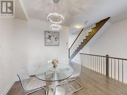 219 Huguenot Road, Oakville, ON - Indoor Photo Showing Dining Room