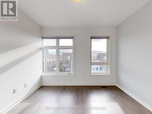 219 Huguenot Road, Oakville, ON - Indoor Photo Showing Other Room