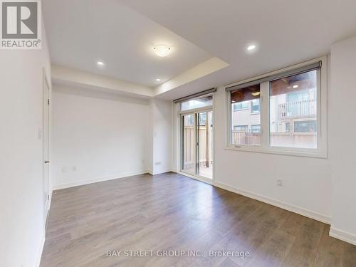 219 Huguenot Road, Oakville, ON - Indoor Photo Showing Other Room