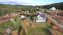25 Ch. Bourgeois  Les Îles-De-La-Madeleine, QC G4T 0J9
