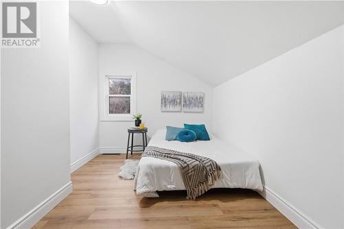 78 Mathew Street, Sudbury, ON - Indoor Photo Showing Bedroom