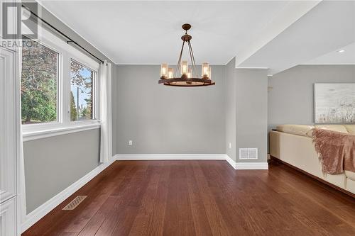 15 Rodney Street, Barrie, ON - Indoor Photo Showing Other Room