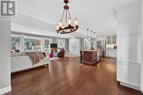 15 Rodney Street, Barrie, ON - Indoor