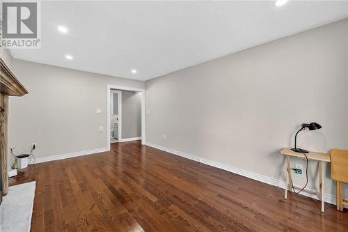15 Rodney Street, Barrie, ON - Indoor Photo Showing Other Room